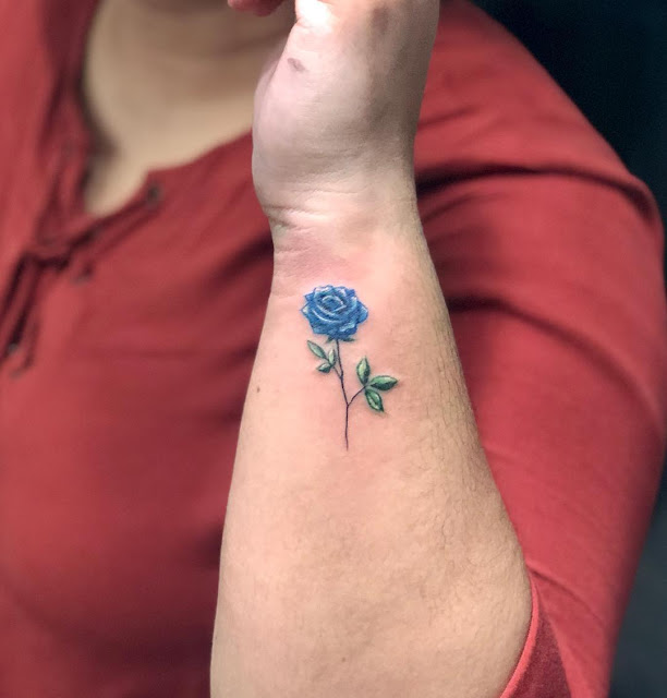 Mini tatuagens femininas 