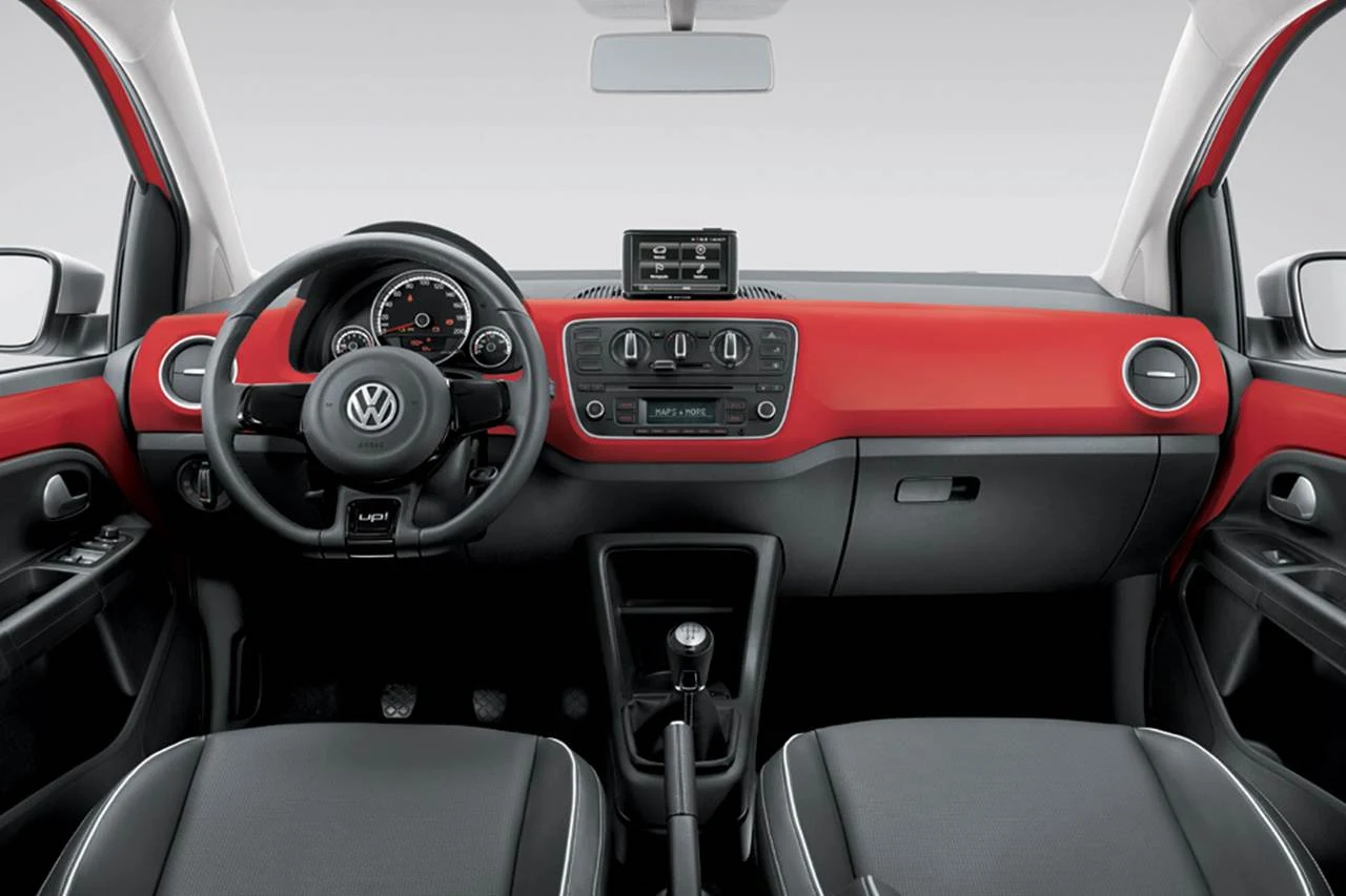 carro Volkswagen up - versão - High-up! - interior