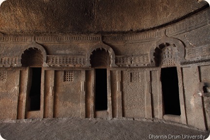 india04_23