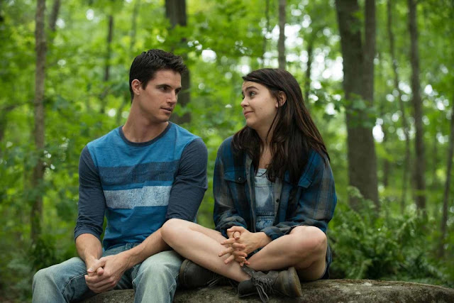 the duff comedia romantica netflix