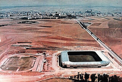 Estadio Hemántico con la ciudad de Salamanca al fondo