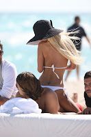 Shauna Sand’s Bikini Rubdown