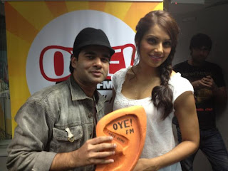 Bipasha Basu promotes Raaz 3 at various radio stations