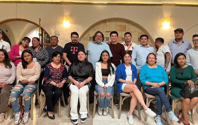 Enlace juvenil con Morena 