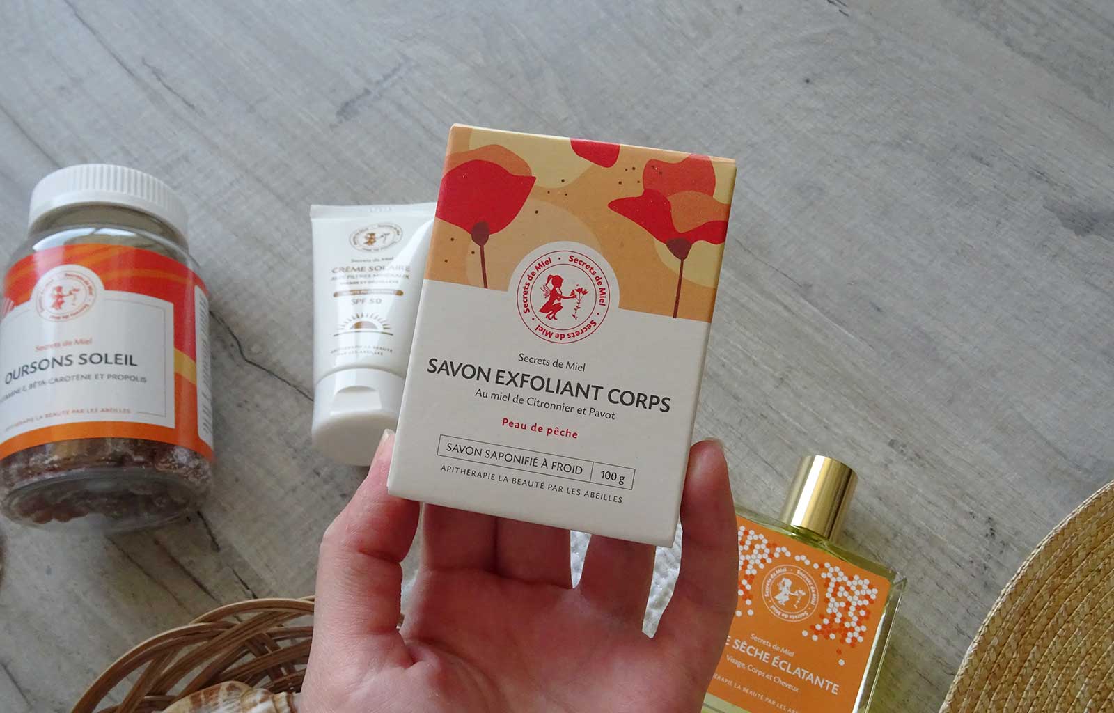 Secrets de Miel savon exfoliant