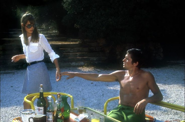 Alain Delon con Jane Birkin en La piscina