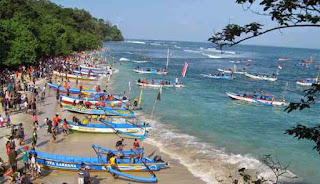 Pesona Pantai Pangandaran Jawa Barat