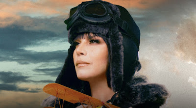Olga Tañón sigue sorprendiendo a sus fanáticos con “Vuela muy alto”.