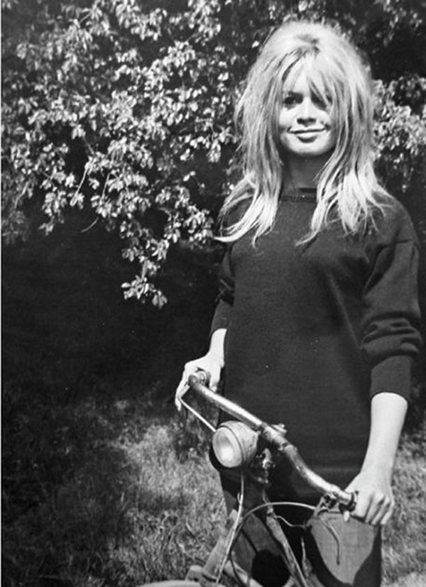 G I R L C R U S H Brigitte Bardot