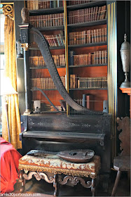 Instrumento Único en la Biblioteca del Castillo Hammond, Gloucester