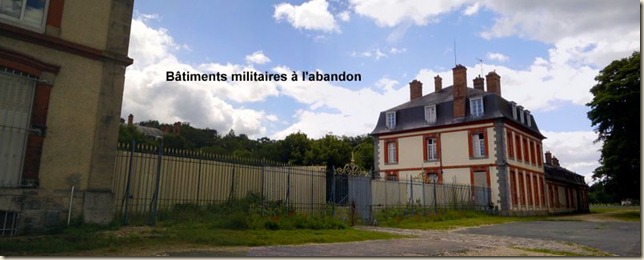 bâtiments militaires Fontainebleau-005