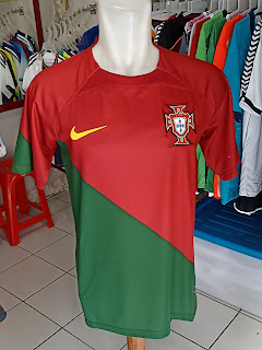 Jual Jersey Portugal Home Piala Dunia 2022 di toko jersey jogja sumacomp, harga murah barang berkualitas