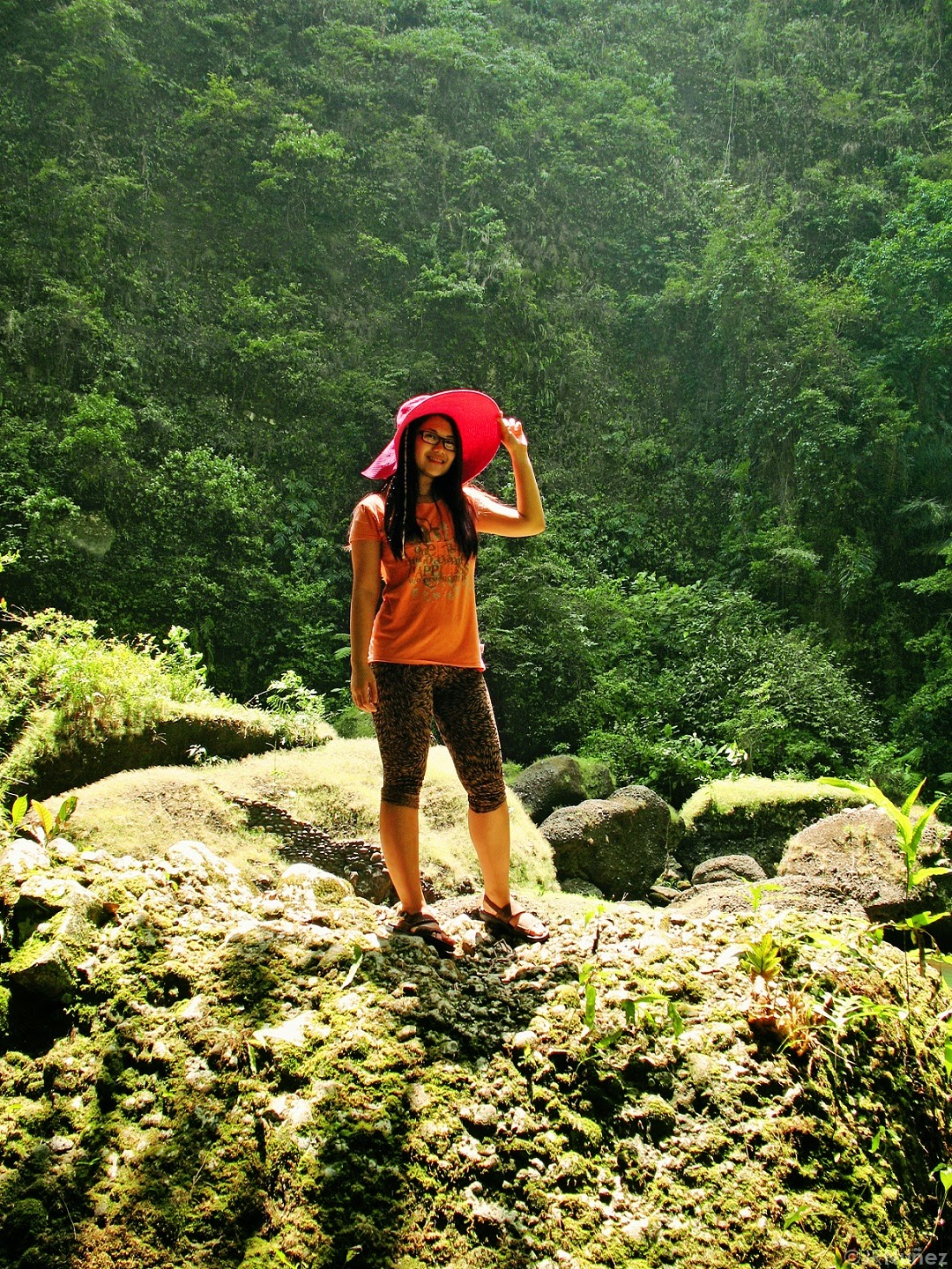 lea celosa at pagsanjan falls cavinti falls, cavinti falls, pagsanjan falls, laguna, falls, mary lea celosa columna , arlyn joy angsioco aja