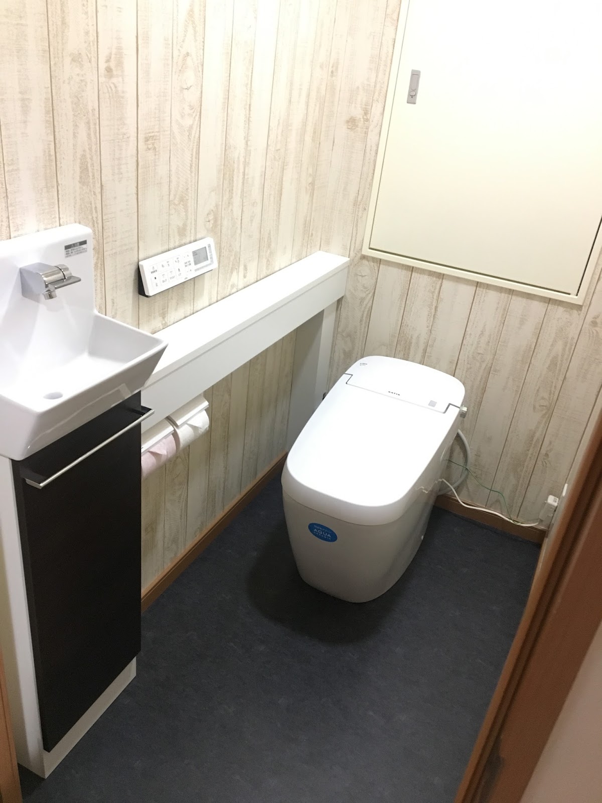 現場の様子をのぞき見 トイレリフォーム施工例 憧れのタンクレストイレ 現場の様子をのぞき見 トイレリフォーム施工例 憧れのタンクレストイレ