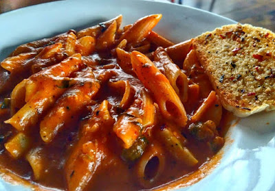 red-sauce-pasta