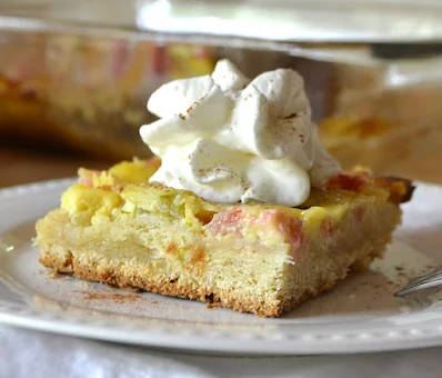 Rhubarb kuchen cake.