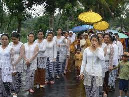 Nyongkolan adat lombok