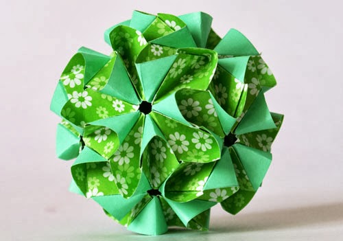 Origami Kusudama Yang Cantik Untuk Hiasan Rumah Anda