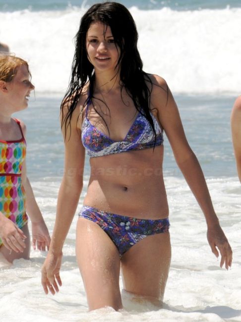Hot Selena Gomez
