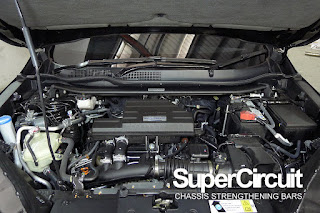 The 5th generation Honda CR-V with the SUPERCIRCUIT Front Strut Bar installed.