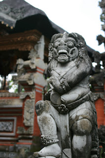 Traditional Balinese house. Традиционный балийский дом.