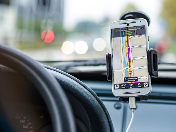 Turn smartphone into a dedicated GPS device.