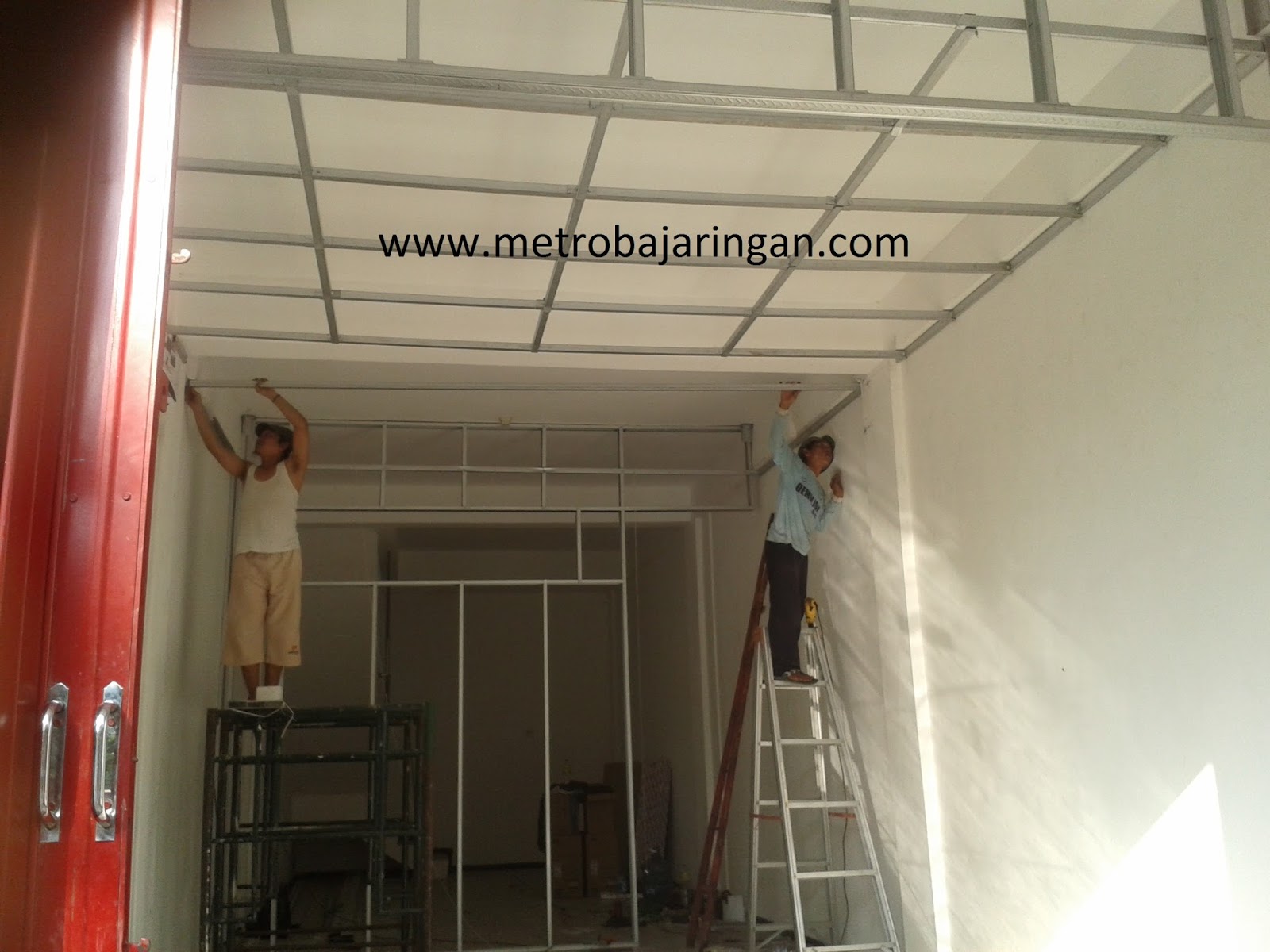 CARA HEMAT MEMASANG PLAFON ANDA METRO TRUSS ALUMINIUM