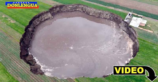 Se abrió un crater de 60 metros en el centro México dejando sorprendidos a todos los vecinos