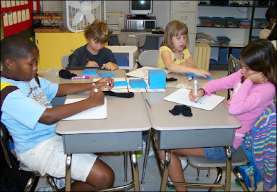 Fun decimal practice! Students work together to "build" a decimal with base 10 blocks. Then they write the word name and expanded form of the number. 