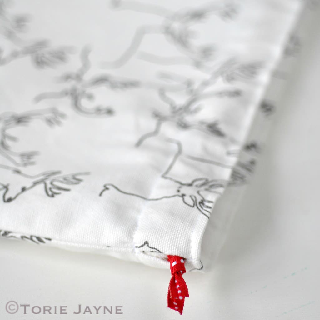 Drawstring Wash Bag Sewing Tutorial