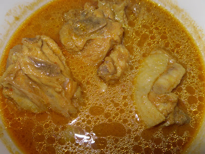 Dapur Kecil Norul: Ayam Gulai Darat