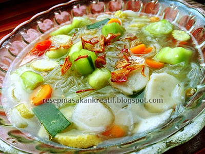 Cara Membuat Sup Oyong Soun Wortel Bakso Ikan