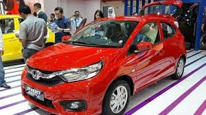 mobil terlaris honda brio tipe RS