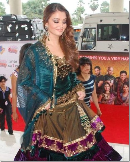 Aishwarya, Akshay & Neha Dhupia at Zee TV’s Action Replay Event