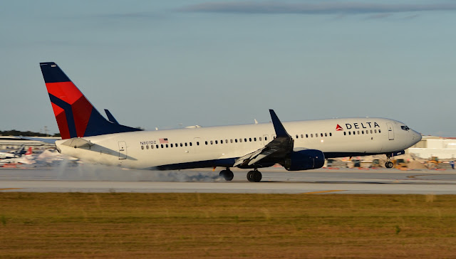 Delta Air Lines Boeing 737-900ER