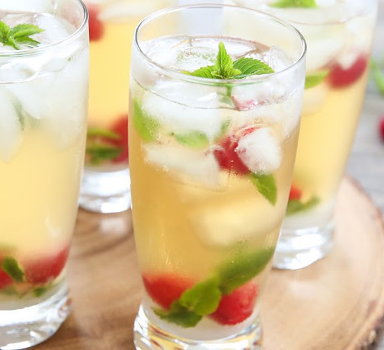 ICED GREEN TEA MOJITOS #drinks #cocktails