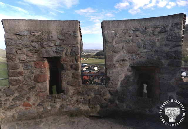 KAYSERSBERG (68) - Le château-fort et les remparts médiévaux