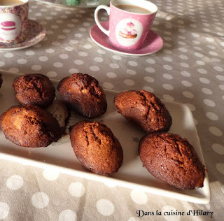 https://danslacuisinedhilary.blogspot.com/2015/03/madeleines-au-chocolat-et-praline.html