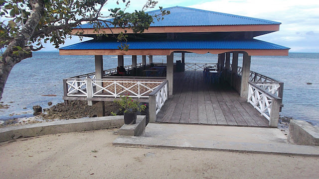 a floating restaurant at banago beach resort in sulangan guiuan eastern samar