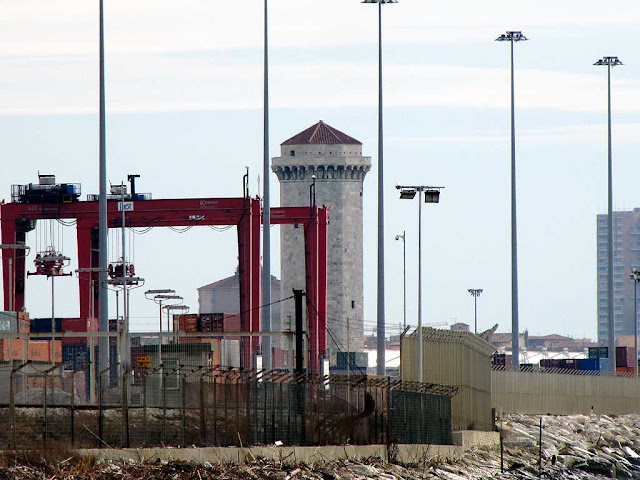 Cranes, port of Livorno