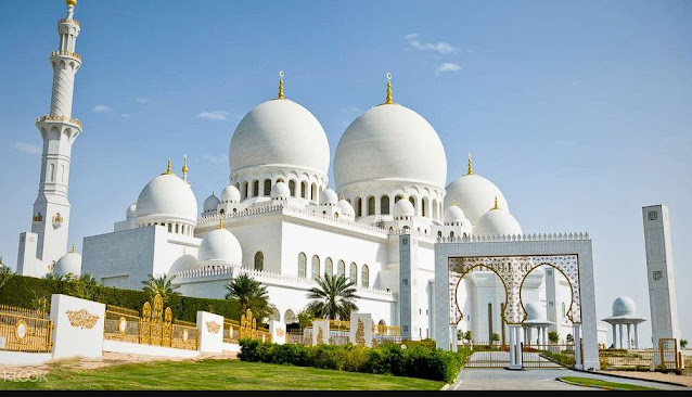 alamat masjid sheikh zayed solo