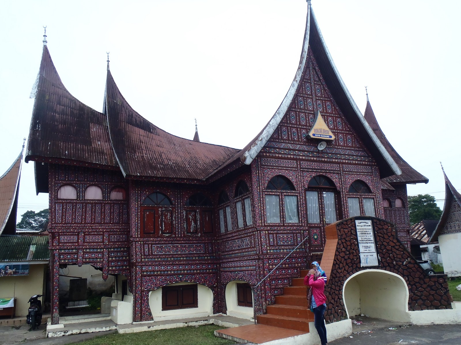 W Tajlandii i Indonezji Minangkabau Rumah Gadang  and its 