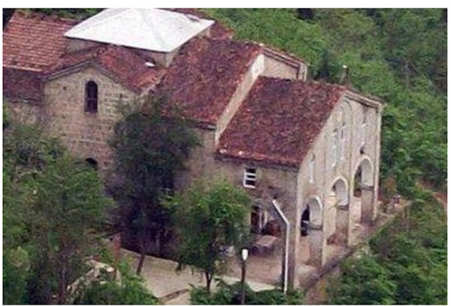 Έκκληση από μουσουλμάνους για διάσωση ιστορικής εκκλησίας και εκπαιδευτηρίου στα Σούρμενα της Τραπεζούντας