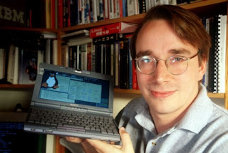 Linus es un hacker informatico al 100%, y cambio de manera definitiva el mundo con su sistema operativo