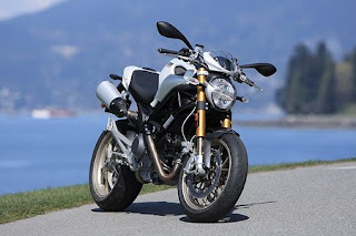 Motorcycle 2011 Ducati Monster 1100S Edition