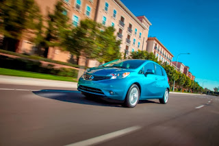 2014-nissan-versa-note-wallpaper