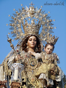 procesion-carmen-coronada-de-malaga-2012-alvaro-abril-maritima-terretres-y-besapie-(77).jpg