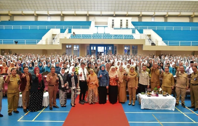 Rayakan Hari Jadi, IBI OKI Gelar Seminar bersama Dr. Boyke 