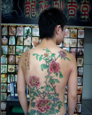 Labels: japanese flowers tattoo pictures