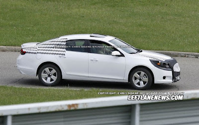 2012 New version Chevrolet Malibu spy photos without camouflage